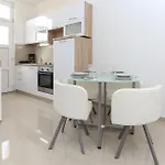 Апартаменты In Солин