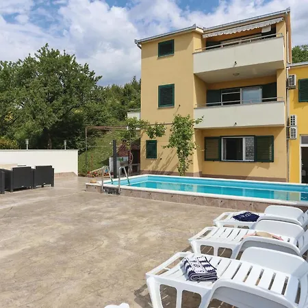Awesome In With House Sea View Апартаменти Солин